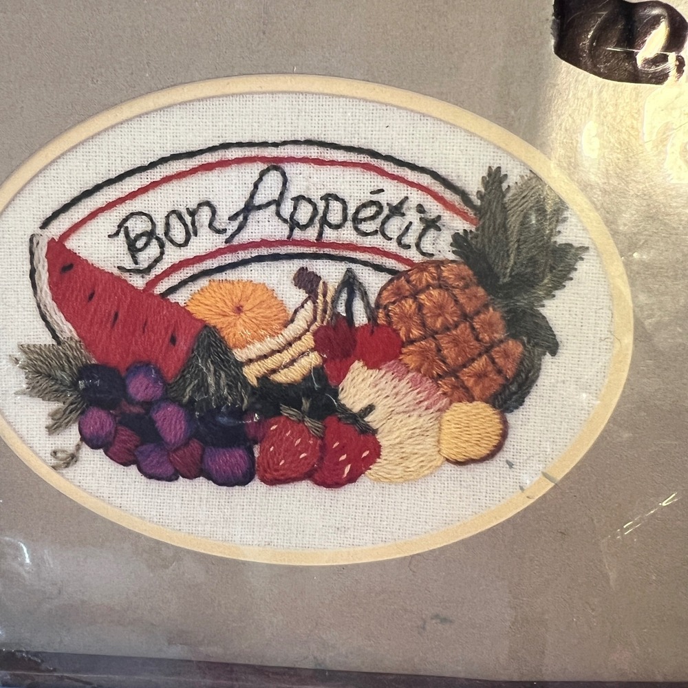 VTG Concepts Bon Appetit Embroidery Kit 2203 Fruits‎ Design Hardwood Frame New
